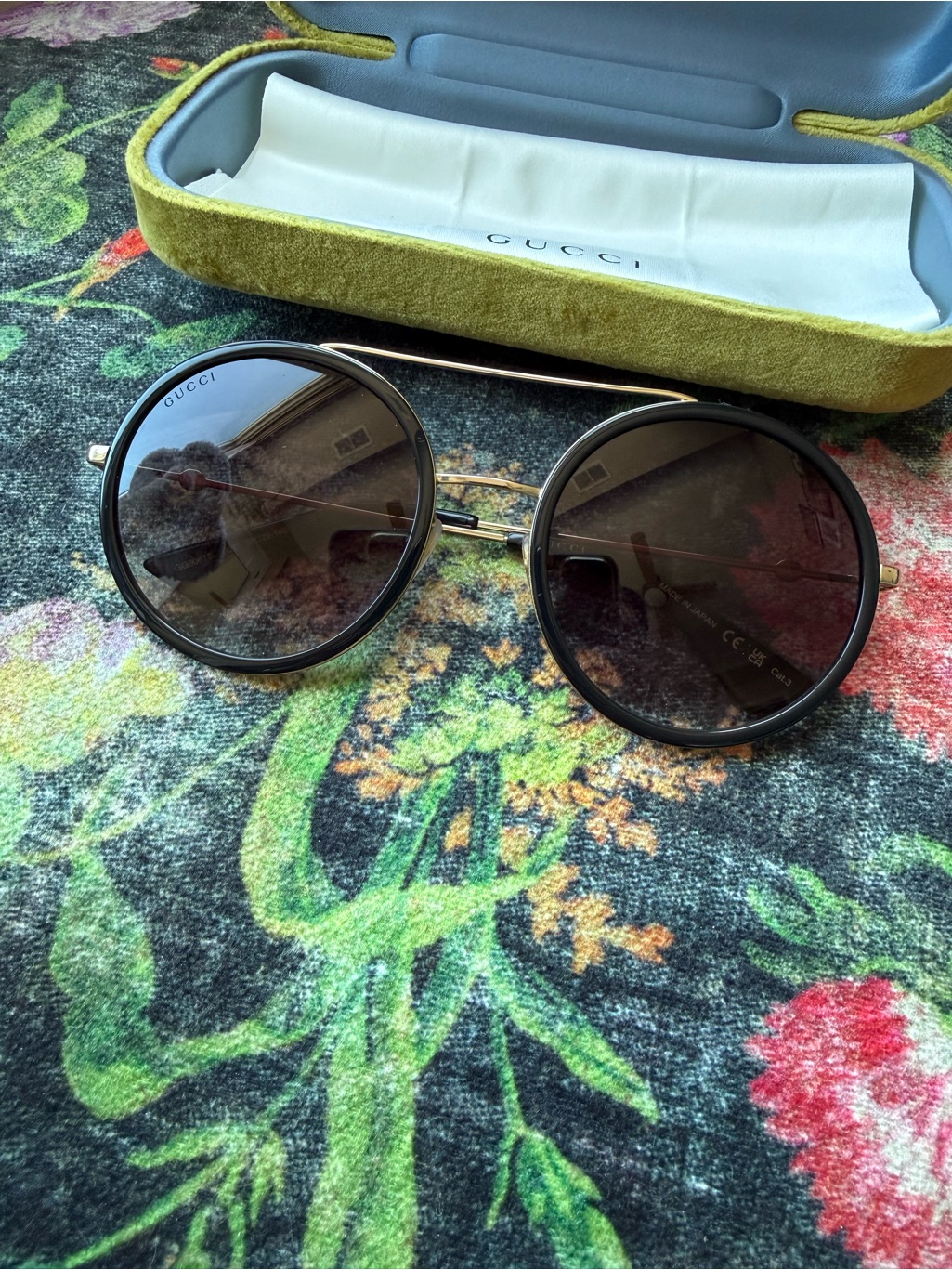 Gucci Sunglasses (Style Gg0061s) Never Worn!